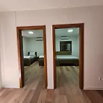 Visoko Luxury 게스트하우스 *