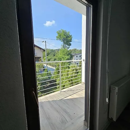 Visoko Luxury 게스트하우스 *